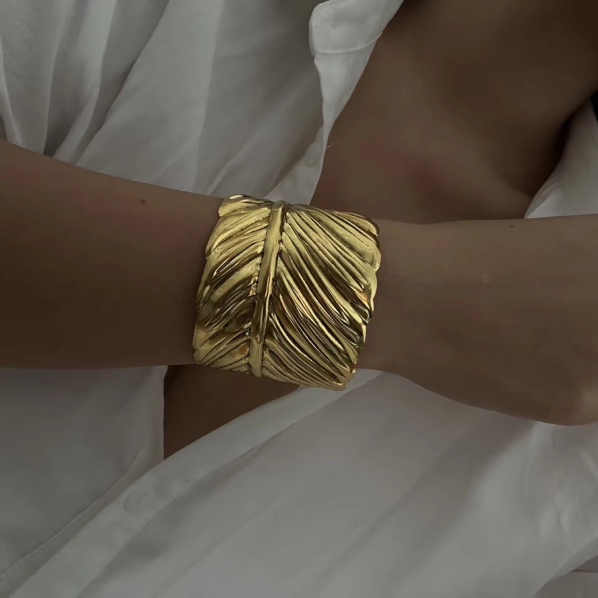 Aurelia Fold