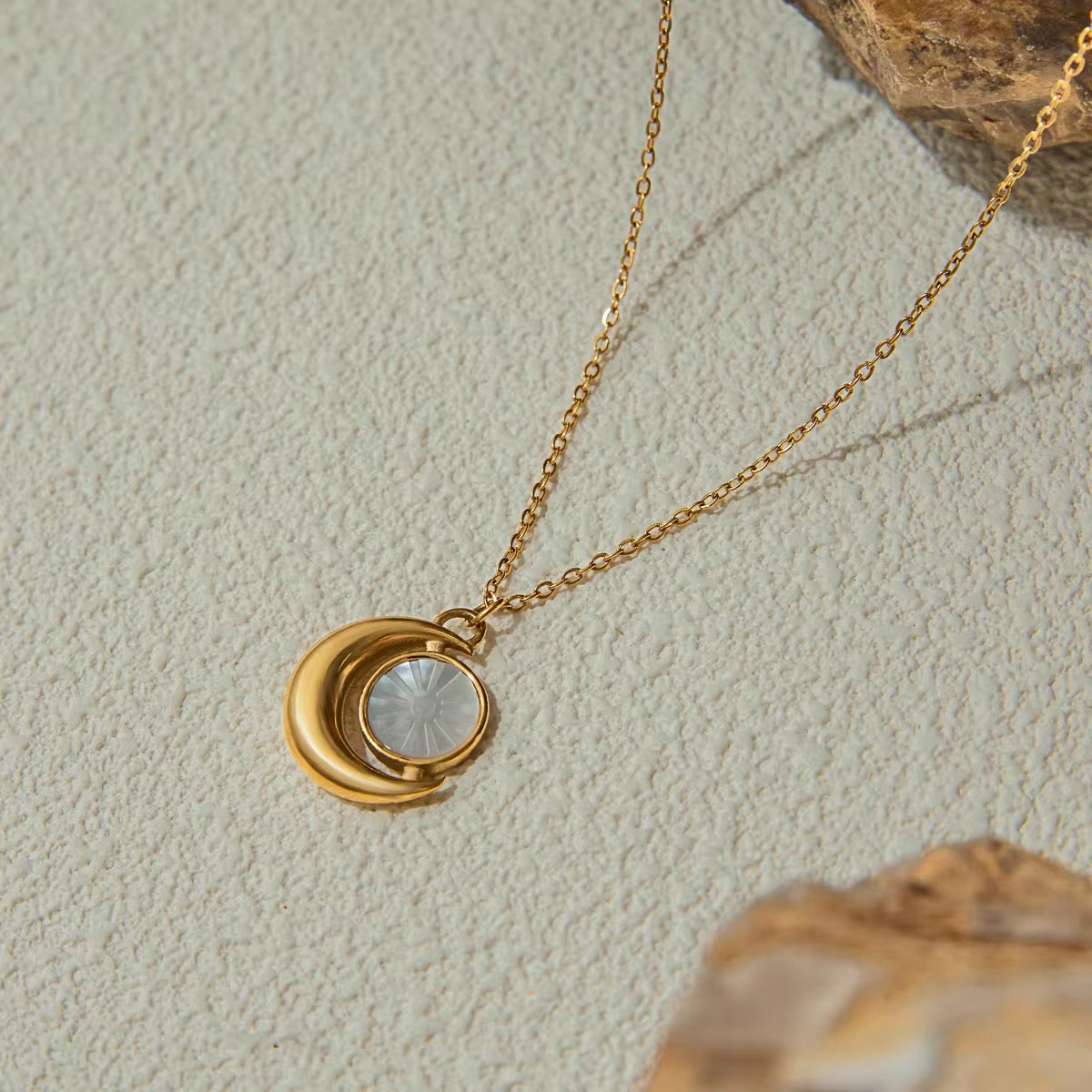 Luna Glow Necklace