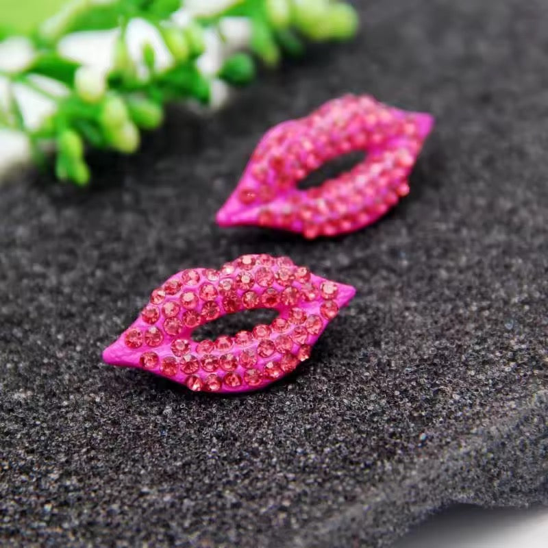 Bold Kiss Studs