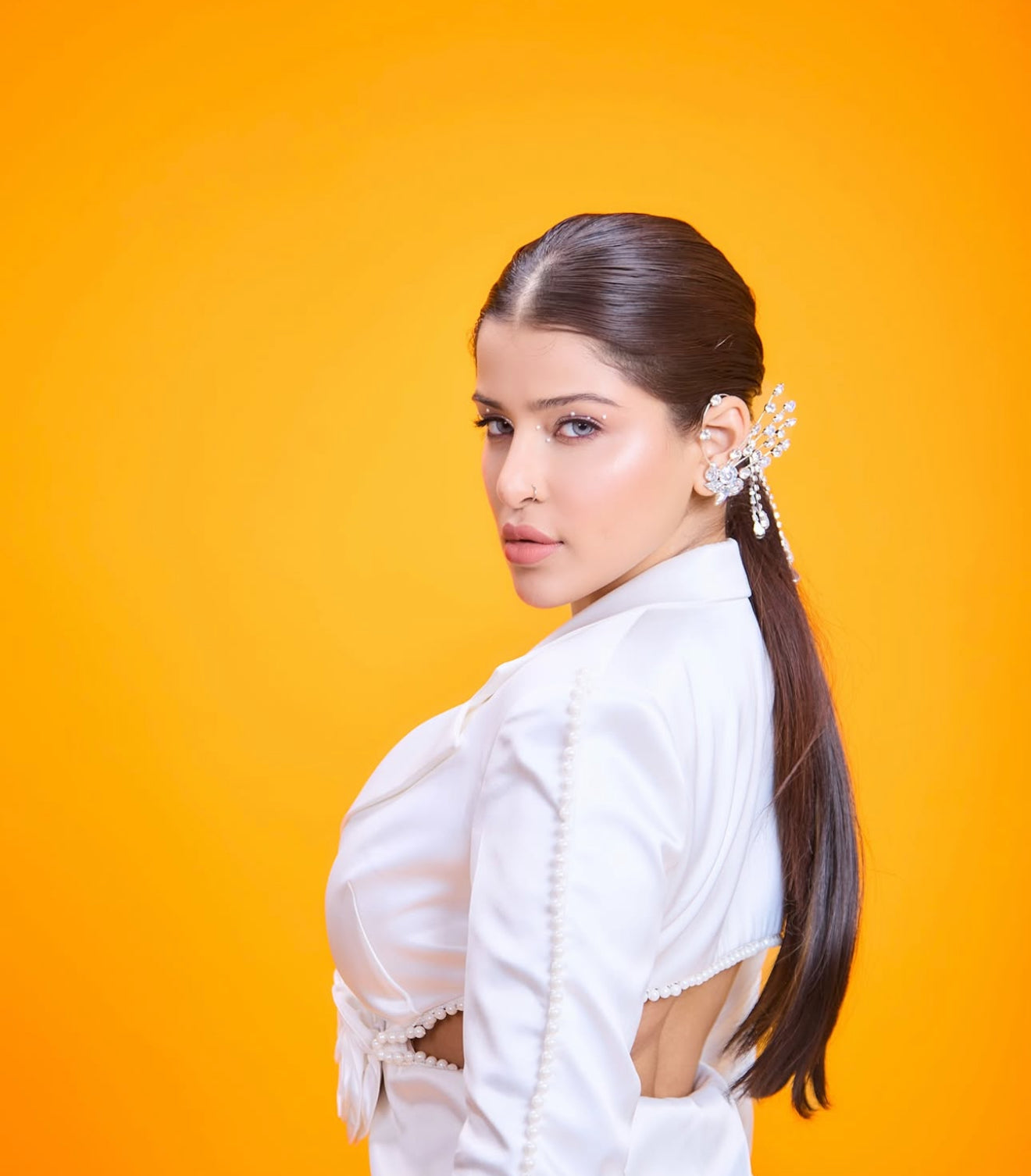 Pearluxe Hair Dress