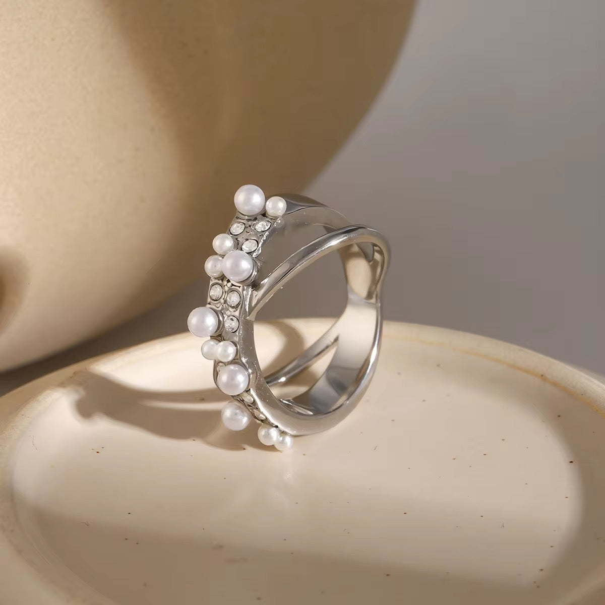 Pearl Twist (Gold & Silver)