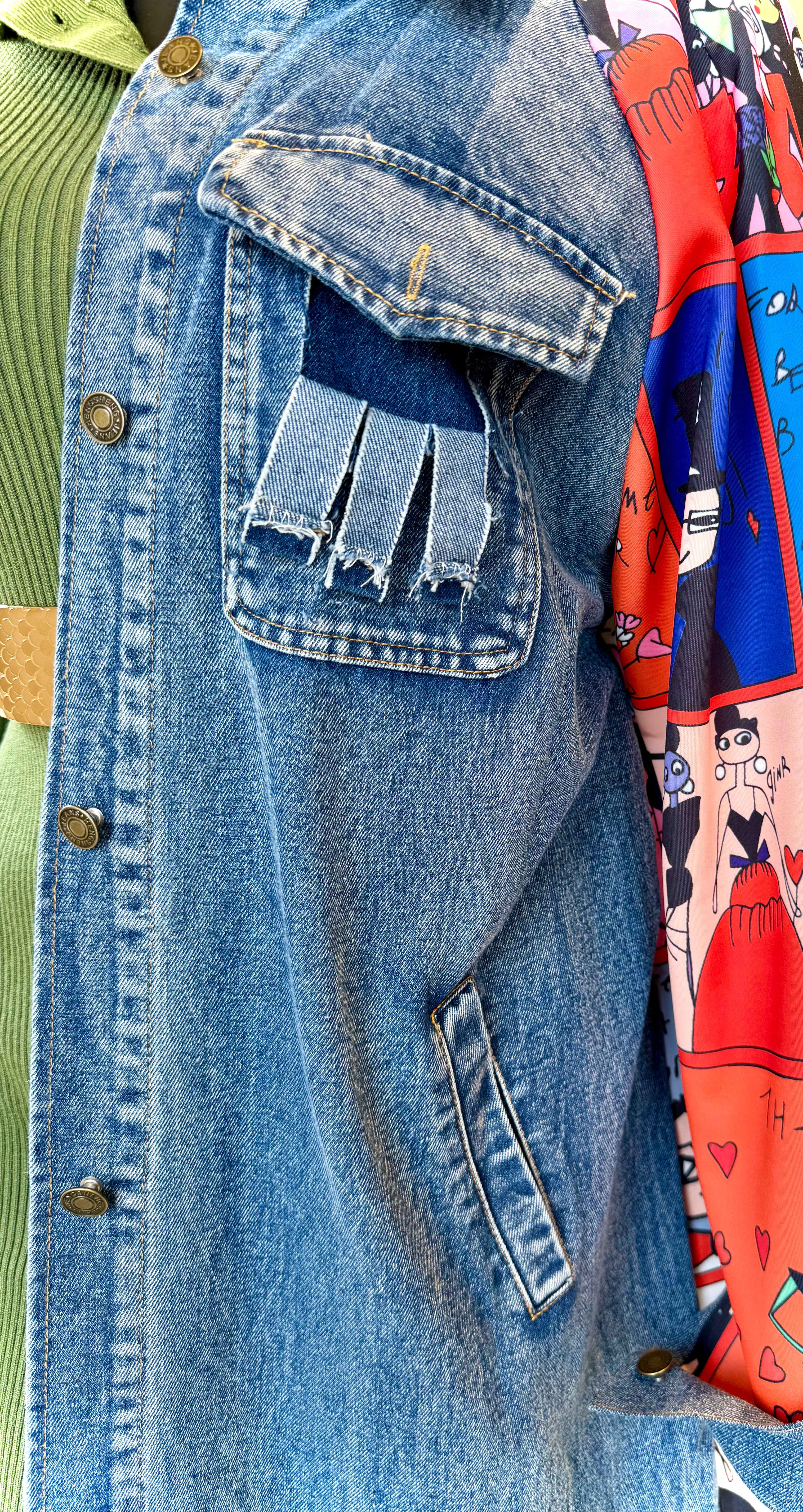 Illustrated Chic (Trench Coat/Dress Denim)