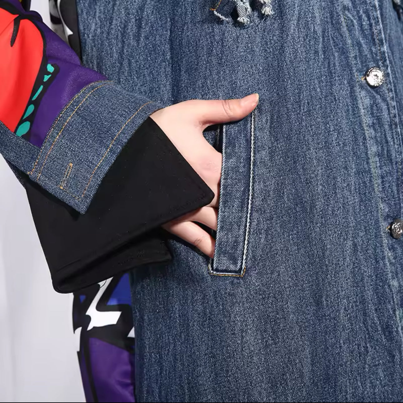 Illustrated Chic (Trench Coat/Dress Denim)