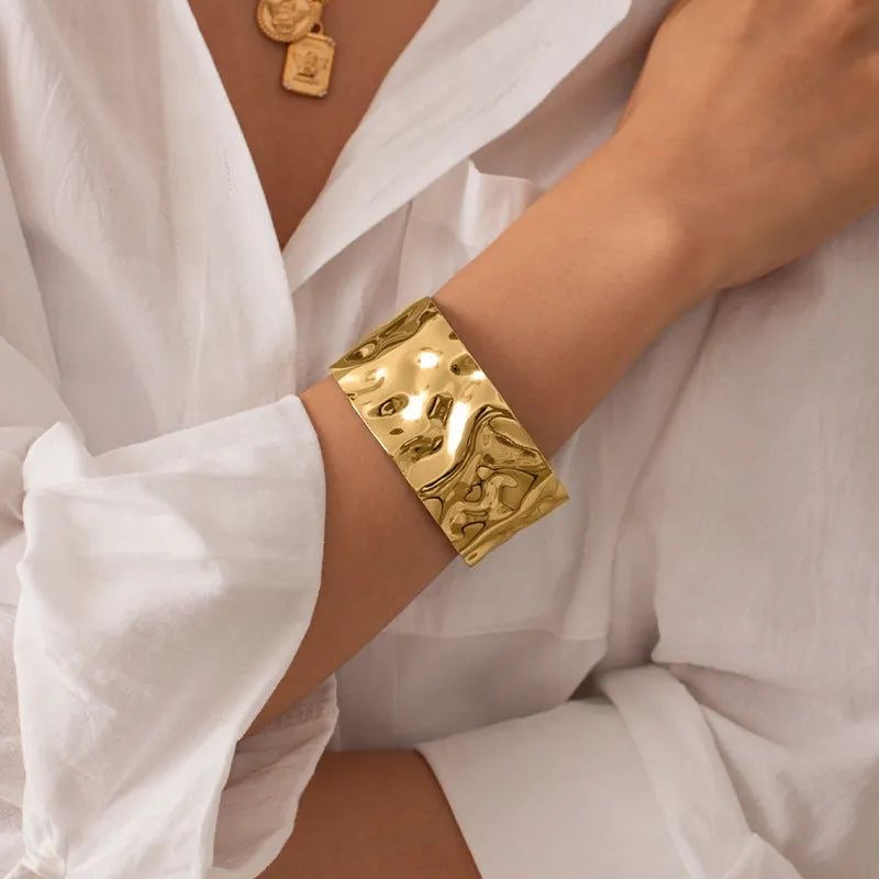 My Hammered Cuff in Gold