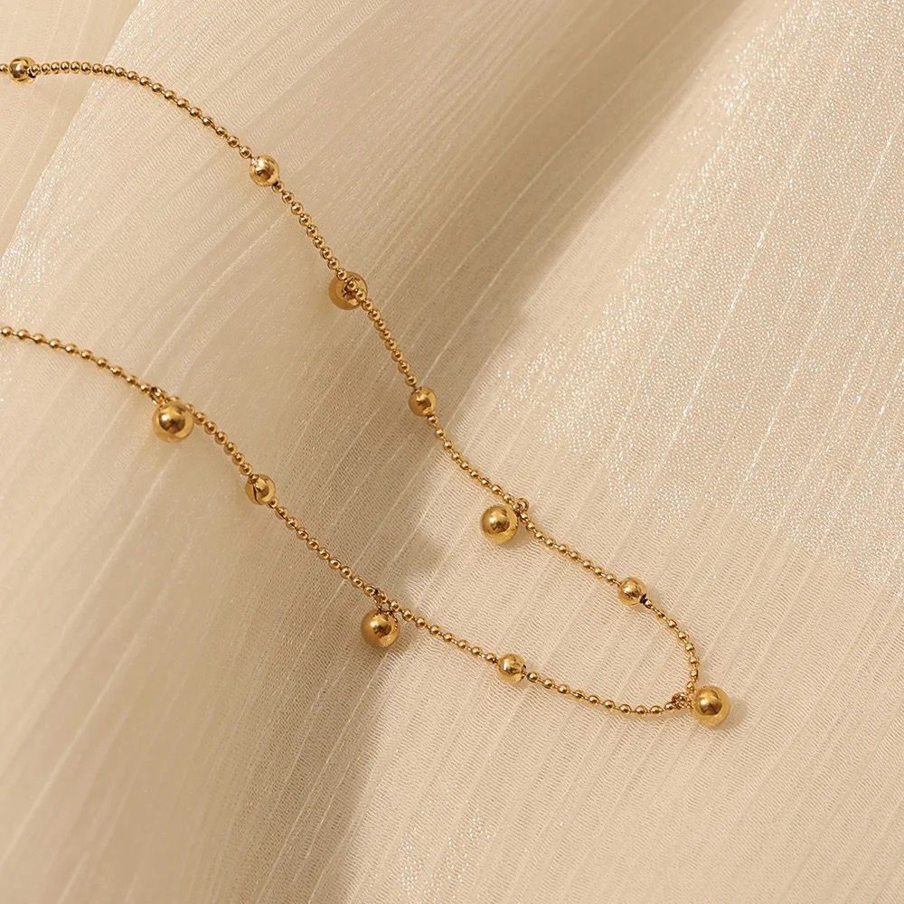 Gold Balls (Neckpiece)