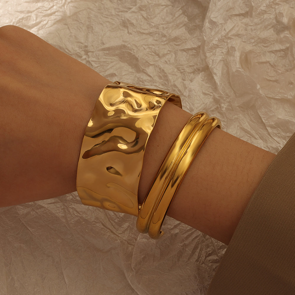 My Hammered Cuff in Gold