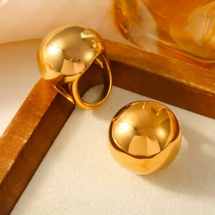Luxe Sphere