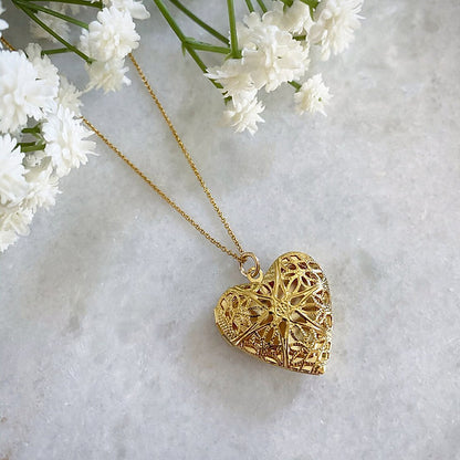 Vintage Hollow Heart Locket Necklace