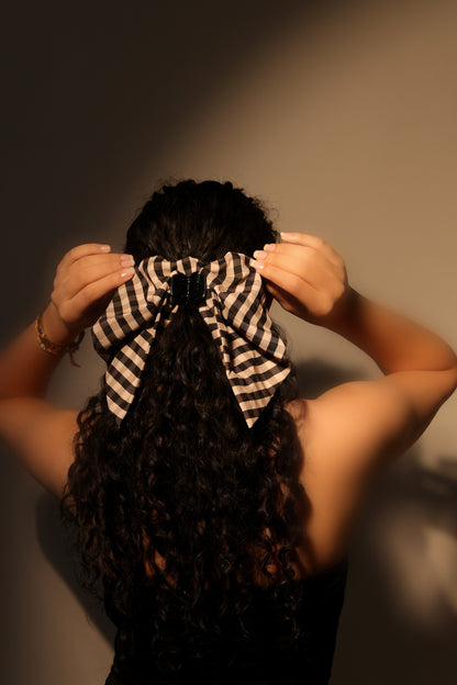 Checkered Bow Claw (Set of 2)