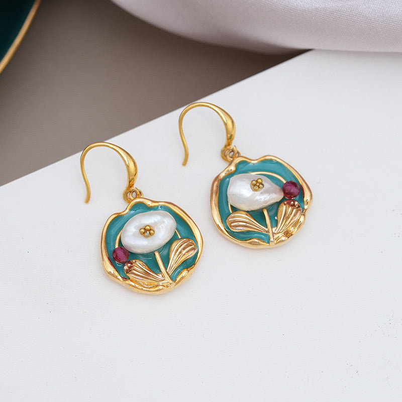 Enamel Pearl Drops