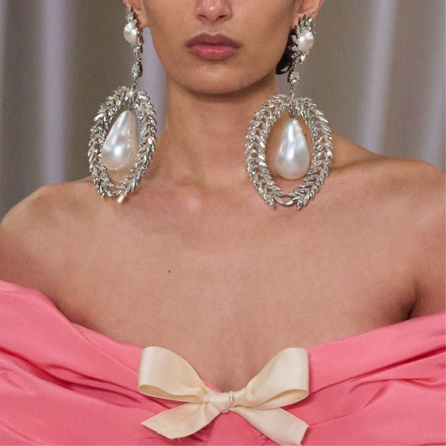 Glam Pearl Drops