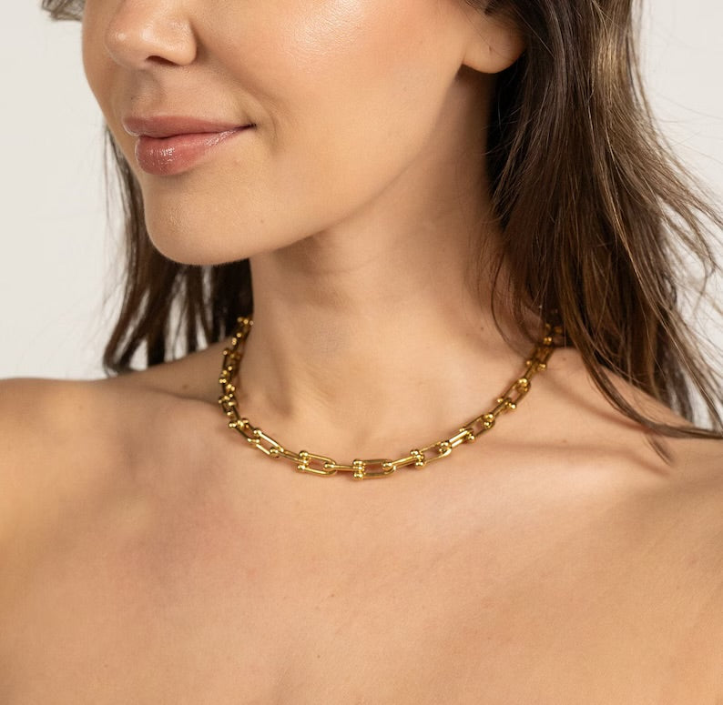 U Shape Pin Chain Necklace