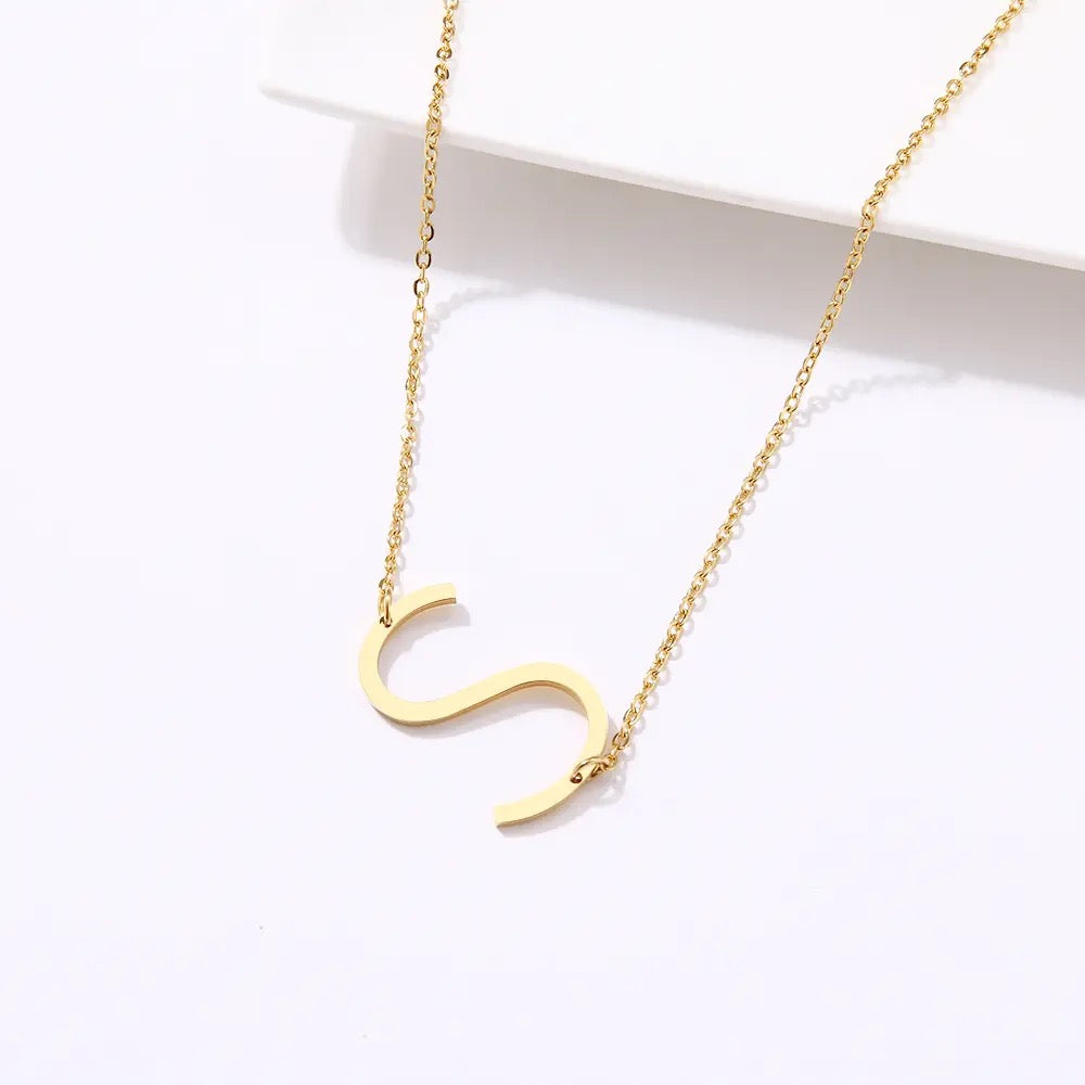Initial Letter Necklace (Gold)