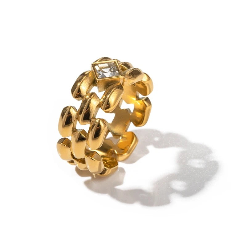 Hollow Cubic Meshed Ring (Rhinestone Studded)