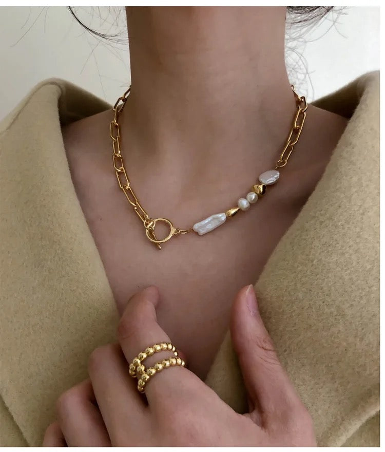 Baroque Pearl Choker