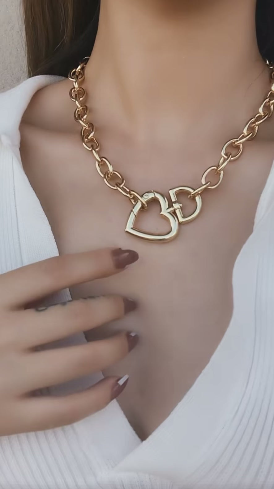 Bold Heart Hook In Gold